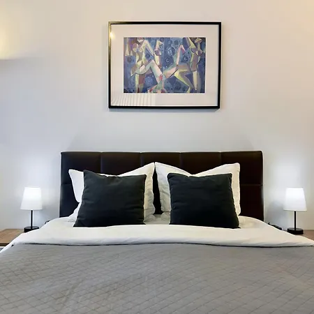 New! Skyline Luxury Bucarest
